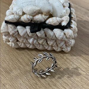 Pandora Laurel Wreath sterling silver ring